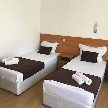 Хотел семеен дриймс 2*