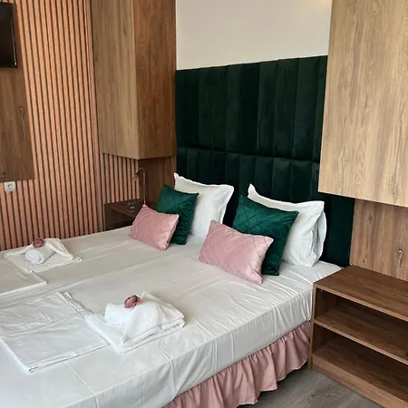 Hotel Dreams Family